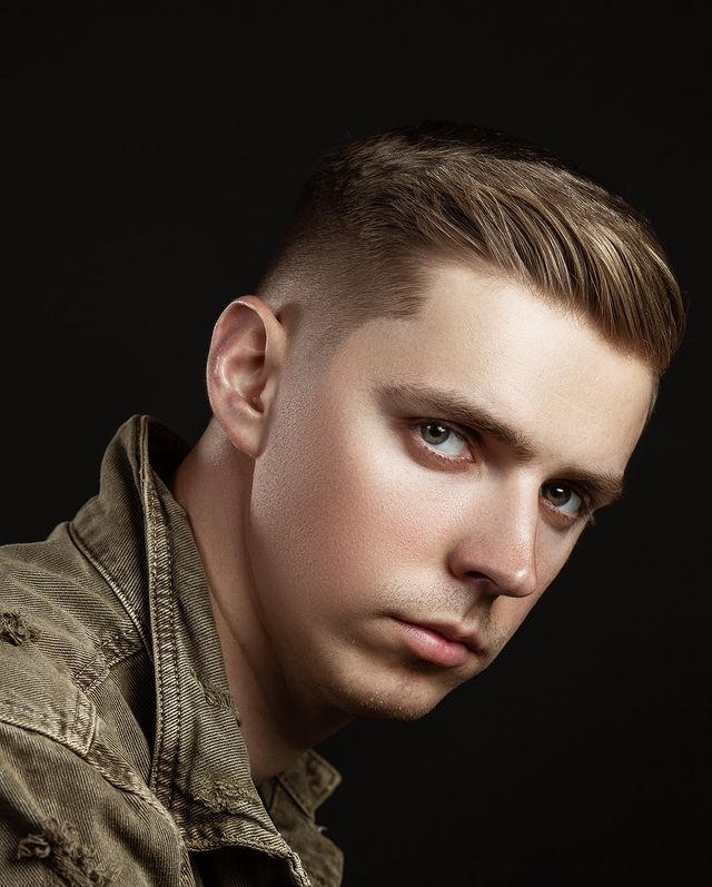 Класичний Side Part The Vibe